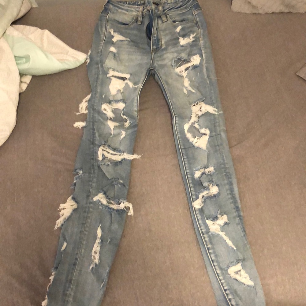American Eagle ripped super hi-rise jegging
